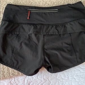 Lulu shorts NWOT